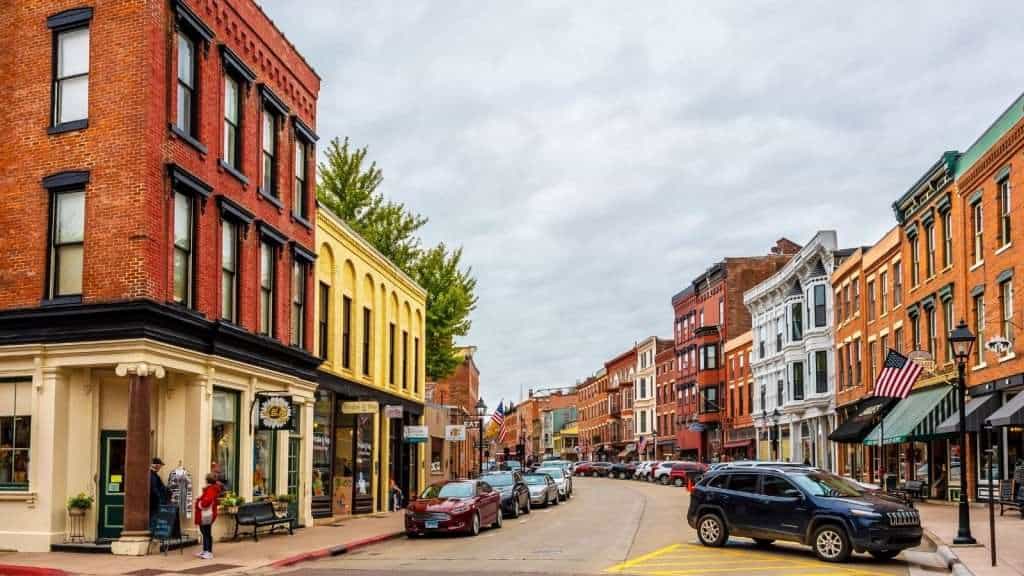 19 Surprising Luxury Getaways in the Heart of the Midwest 5 Galena Illinois place