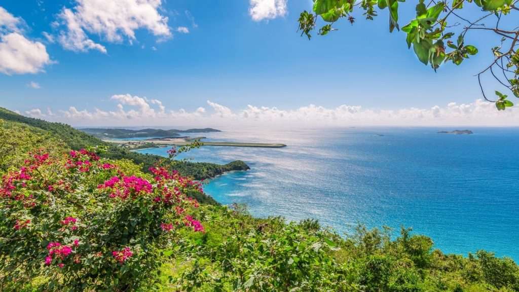 8 Exotic Places Americans Can Travel to Without a Passport 7 St.Thomas place beach