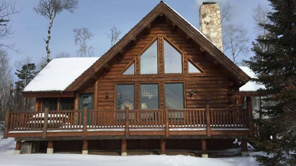 22 Isolated U.S. Towns Where the Outside World Feels Far Away 9 Ely Minnesota place