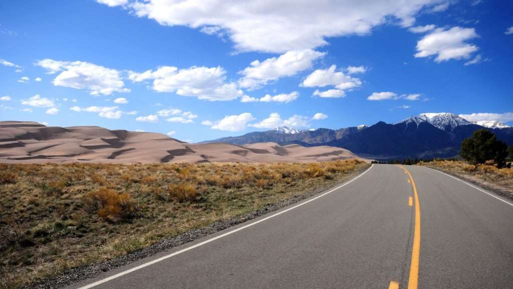 7 American Landscapes So Surreal You Won’t Believe You’re Still in the States 8 Great Sand Dunes National Park Colo place road