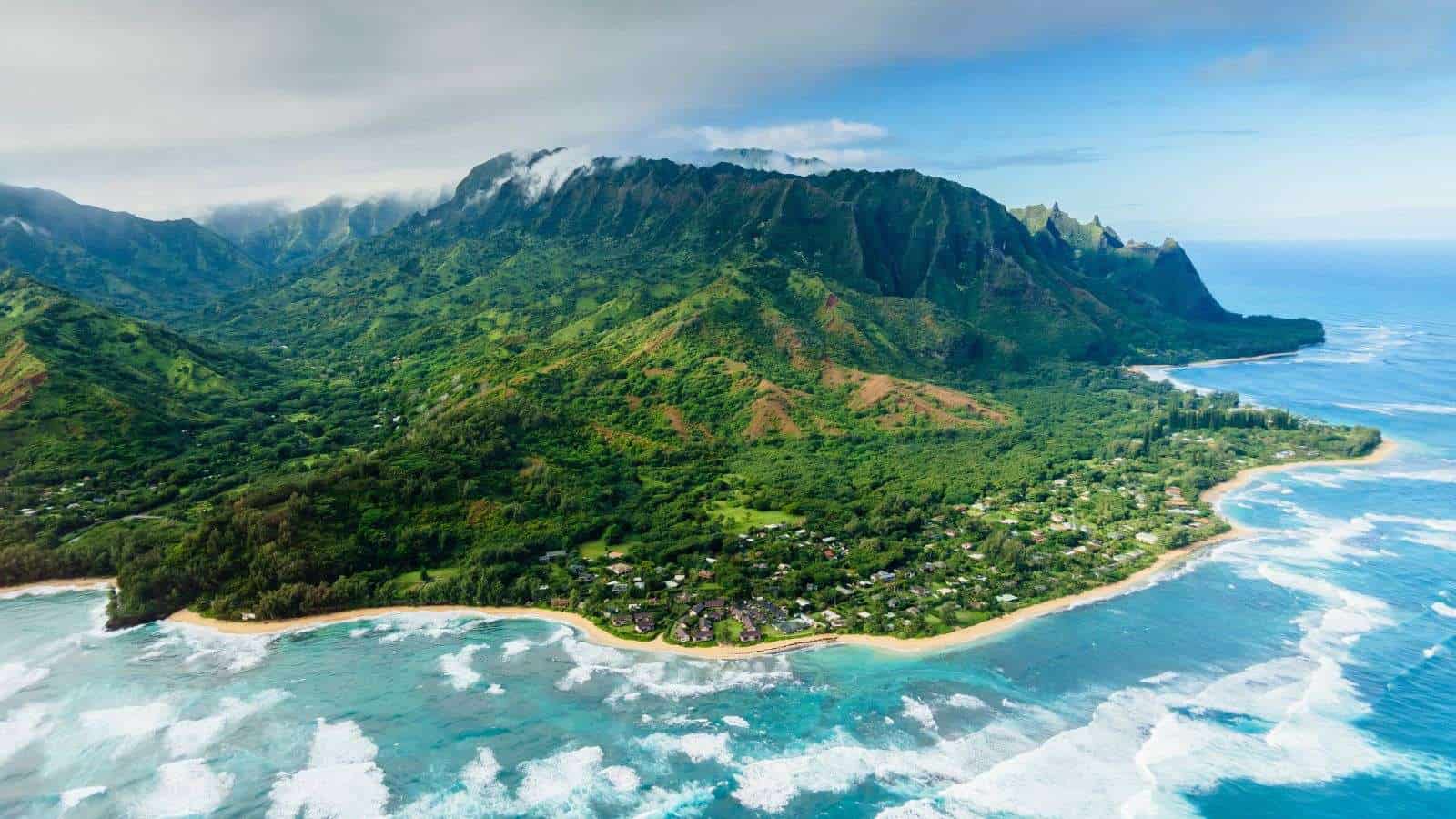 20 Peaceful Island Escapes Where You Can Truly Unplug from the World 2 Kauai Hawaii beach place