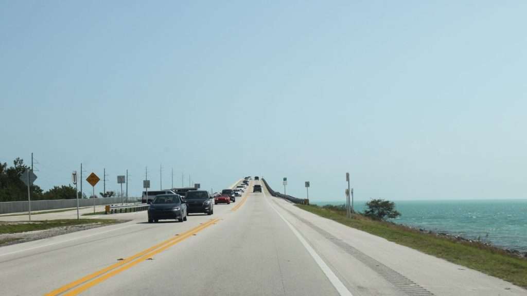 10 Picturesque U.S. Roads for the Perfect Scenic Drive 4 Overseas Highway Florida Keys car place road