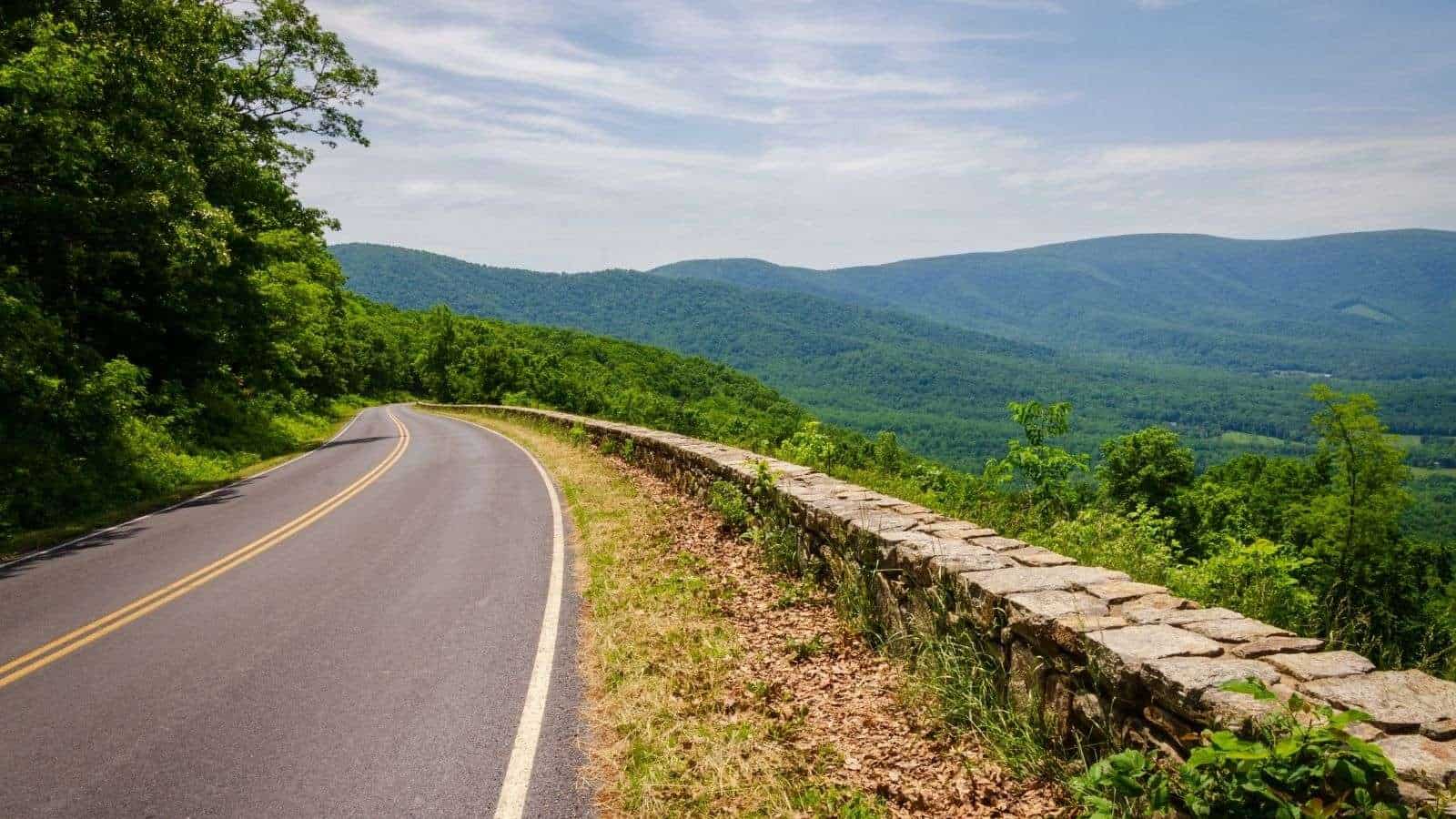 12 Iconic American Road Trips That Will Take You Back to the ’60s and ’70s 28 12 Iconic American Road Trips That Will Take You Back to the ’60s and ’70s