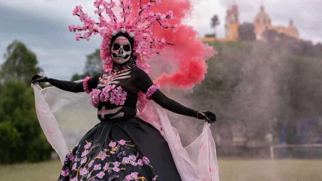 10 Vintage-Inspired Travel Experiences You’ll Love 6 Day of the Dead Dia de los Muertos Mexico festival