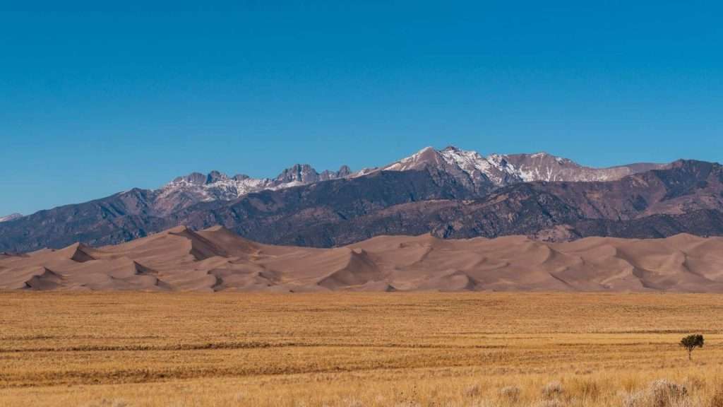 24 U.S. Spots That Look Like You Left the Country 13 Great Sand Dunes National Park Colorado