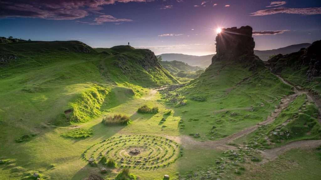 10 British Countryside Retreats That Are Breathtakingly Beautiful 4 Isle of Skye Scotland place