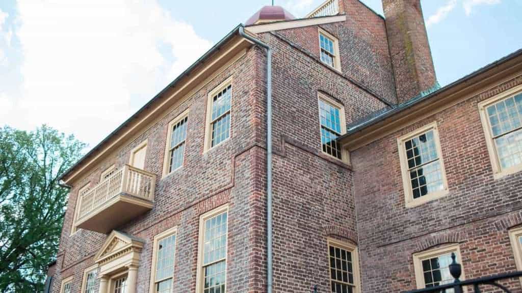 16 Historic U.S. Towns That Feel Like You’re Stepping Back in Time 17 New Castle Delaware