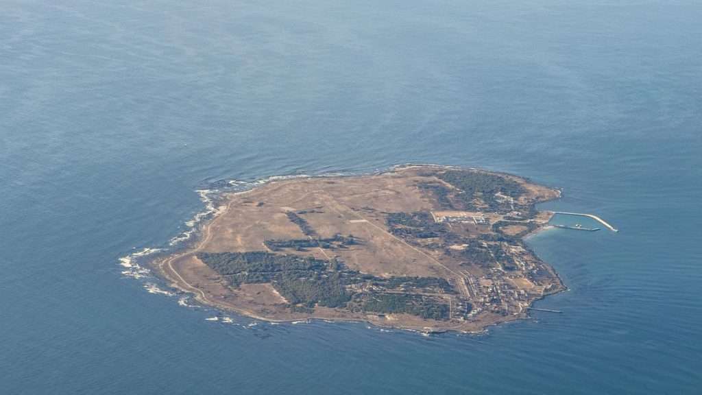 10 Fascinating Facts About Cape Town That Will Amaze You 6 Robben Island South Africa place