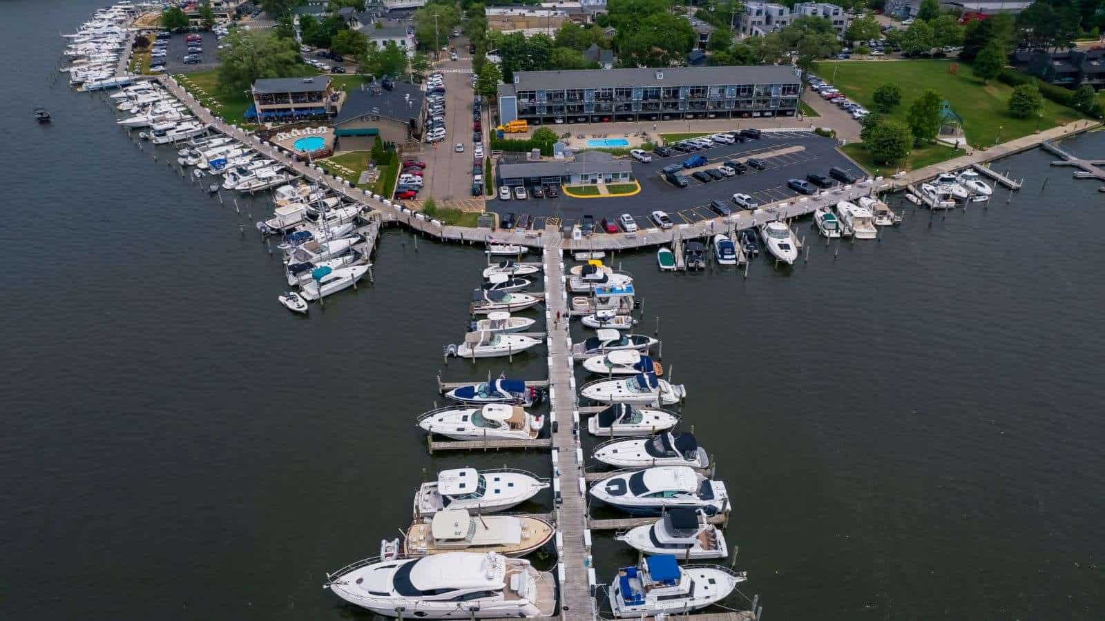 17 Enchanting U.S. Coastal Villages Perfect for a Romantic Getaway 15 17 Enchanting U.S. Coastal Villages Perfect for a Romantic Getaway