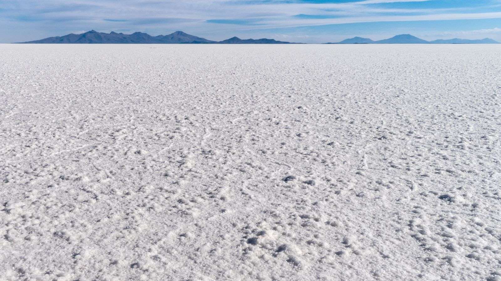 19 Offbeat Travel Destinations for Families Looking Beyond the Obvious 4 salar de uyunias potosi salt flats bolivia uyuni salt place