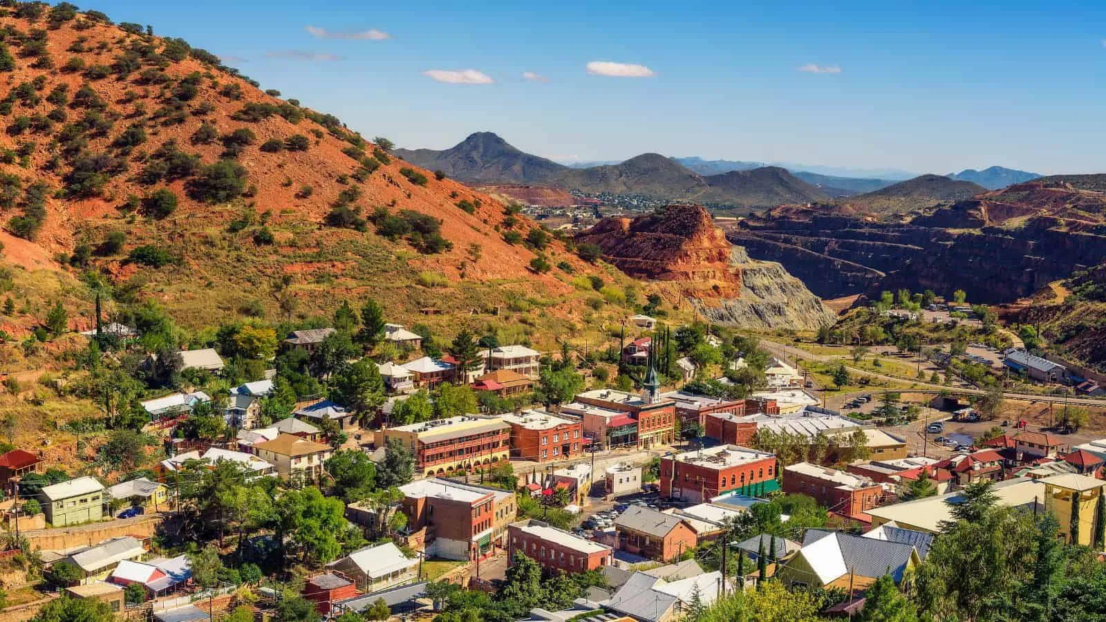 17 Quaint Small Towns in America That Are Full of Character 18 Bisbee Arizona