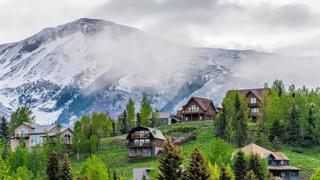 23 U.S. Destinations That Feel Like a Secret the Country’s Been Keeping 2 Crested Butte Colorado