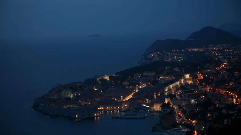 18 Affordable Travel Spots That Look Like Luxury Escapes 16 Dubrovnik Croatia