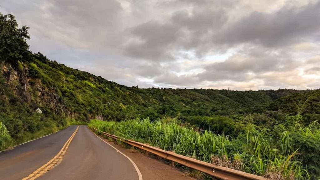 10 Picturesque U.S. Roads for the Perfect Scenic Drive 10 Hana Highway Route 360 Maui Hawaii