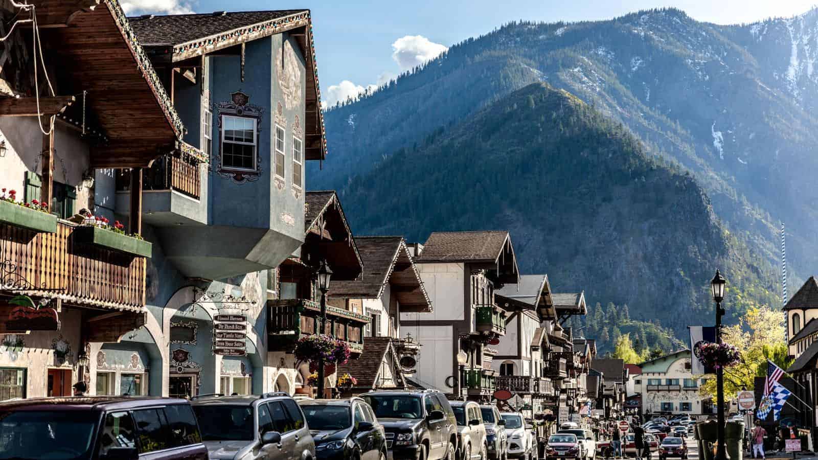 22 Picturesque U.S. Towns That Feel Like You’re in a European Village 26 22 Picturesque U.S. Towns That Feel Like You’re in a European Village