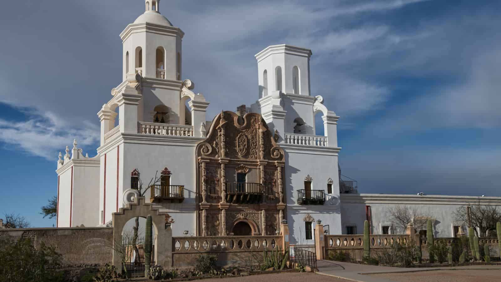 12 Historic Hotels Around the World That Tell a Story 25 12 Historic Hotels Around the World That Tell a Story
