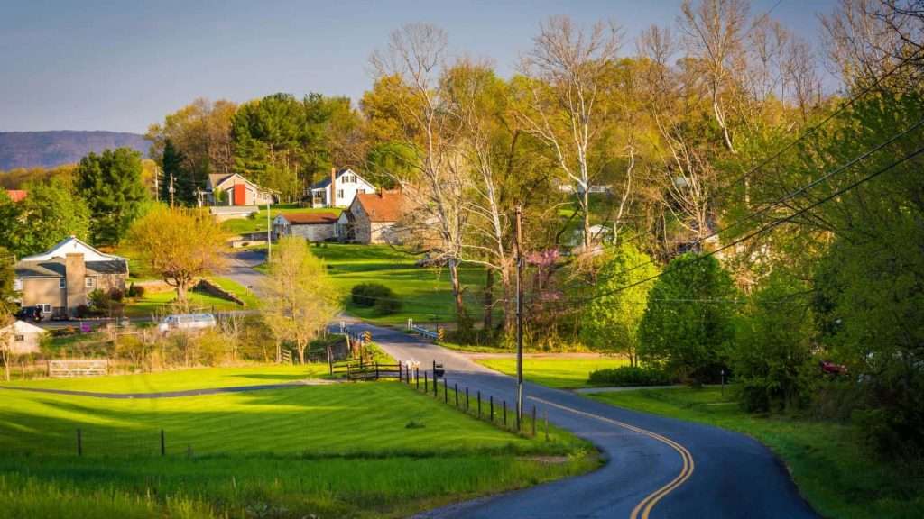 23 American Escapes So Peaceful They Feel Almost Un-American 18 Shenandoah Valley Virginia