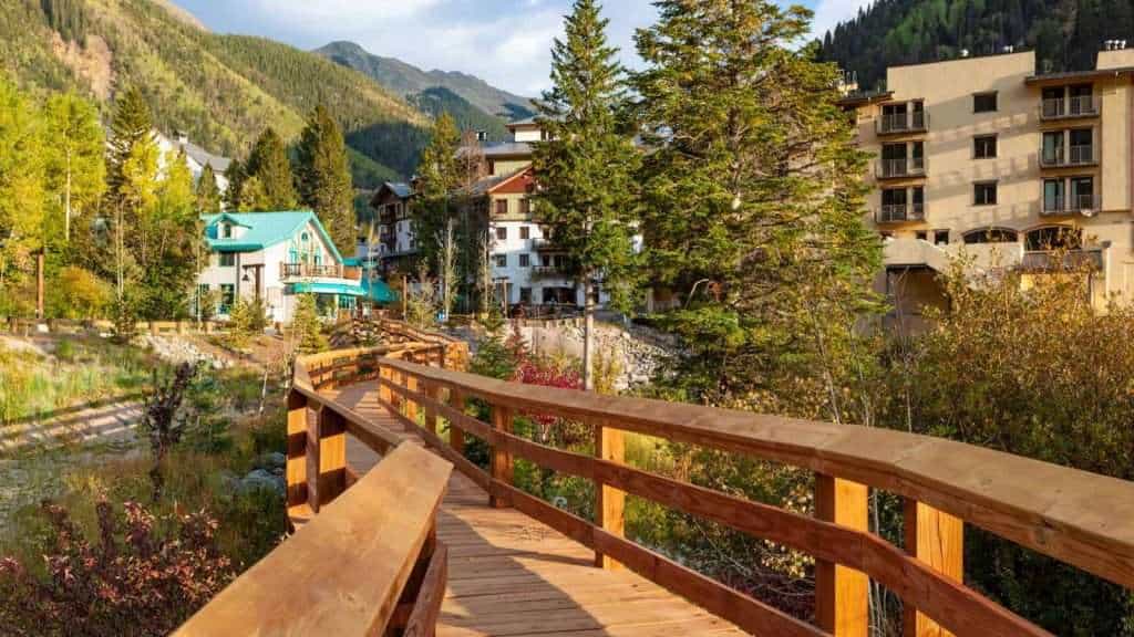23 U.S. Towns That Look Too Beautiful to Be Real 12 Taos New Mexico