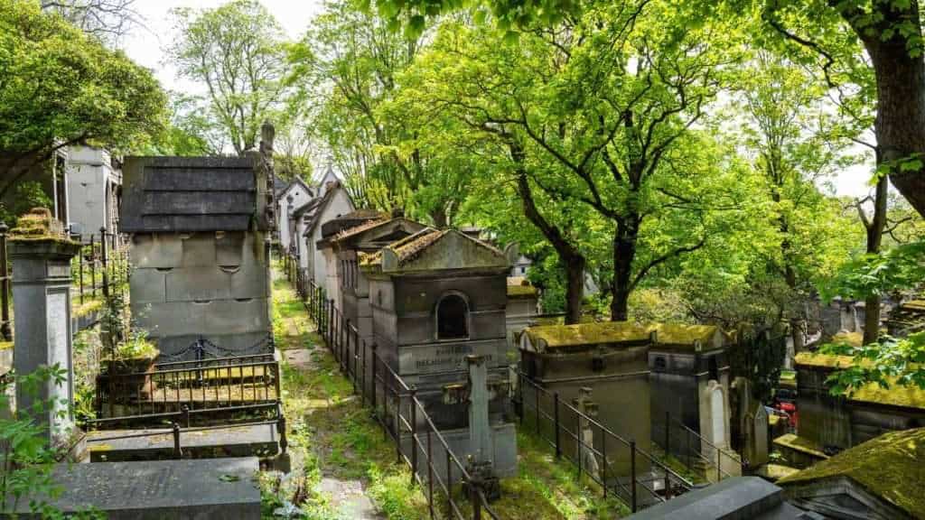 8 Places in Paris Beyond the Eiffel Tower you Must Visit 5 The Artistic Graveyard of Pere Lachaise