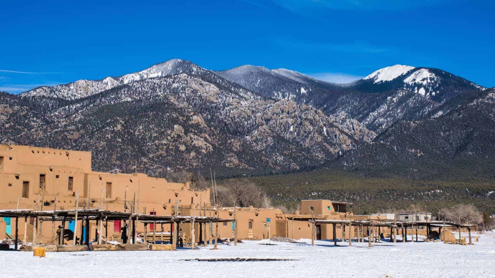 19 Remote U.S. Towns That Offer Beauty, Solitude, and Soulful Escapes 24 19 Remote U.S. Towns That Offer Beauty, Solitude, and Soulful Escapes
