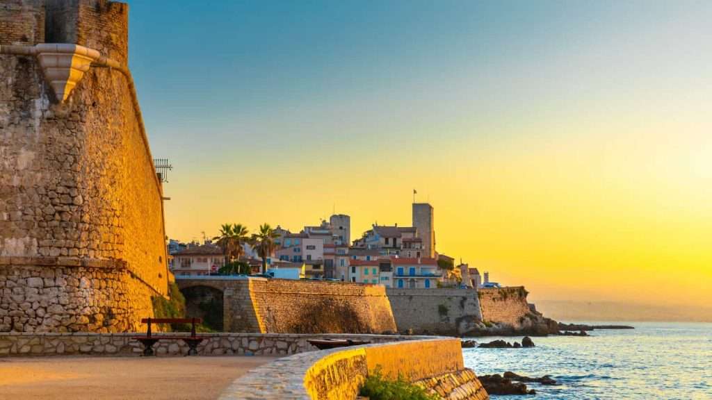 20 Small Towns Along the Mediterranean That Exude Old-World Charm 12 Antibes France