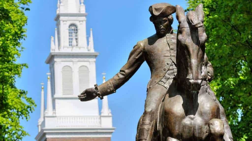16 Historic U.S. Destinations Perfect for Nostalgic Baby Boomers 8 Bostons Freedom Trail Massachusetts statue