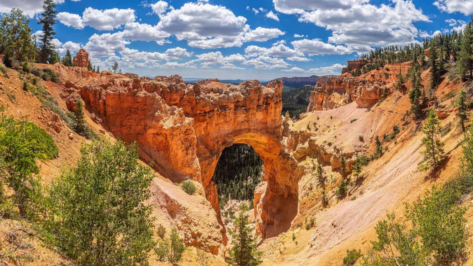 16 National Parks in the U.S. with Jaw-Dropping Scenery 7 Bryce Canyon National Park Utah