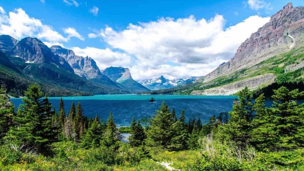 24 U.S. Spots That Look Like You Left the Country 18 Glacier National Park Montana