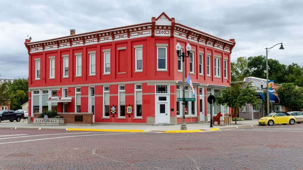20American Towns That Feel Like They’re in Another Country 11 Lindsborg Kansas
