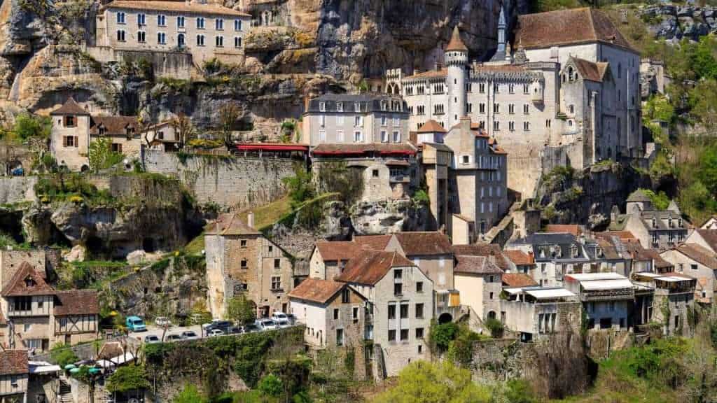 19 Stunning Cliffside Towns You Have to See to Believe 9 Rocamadour Occitanie