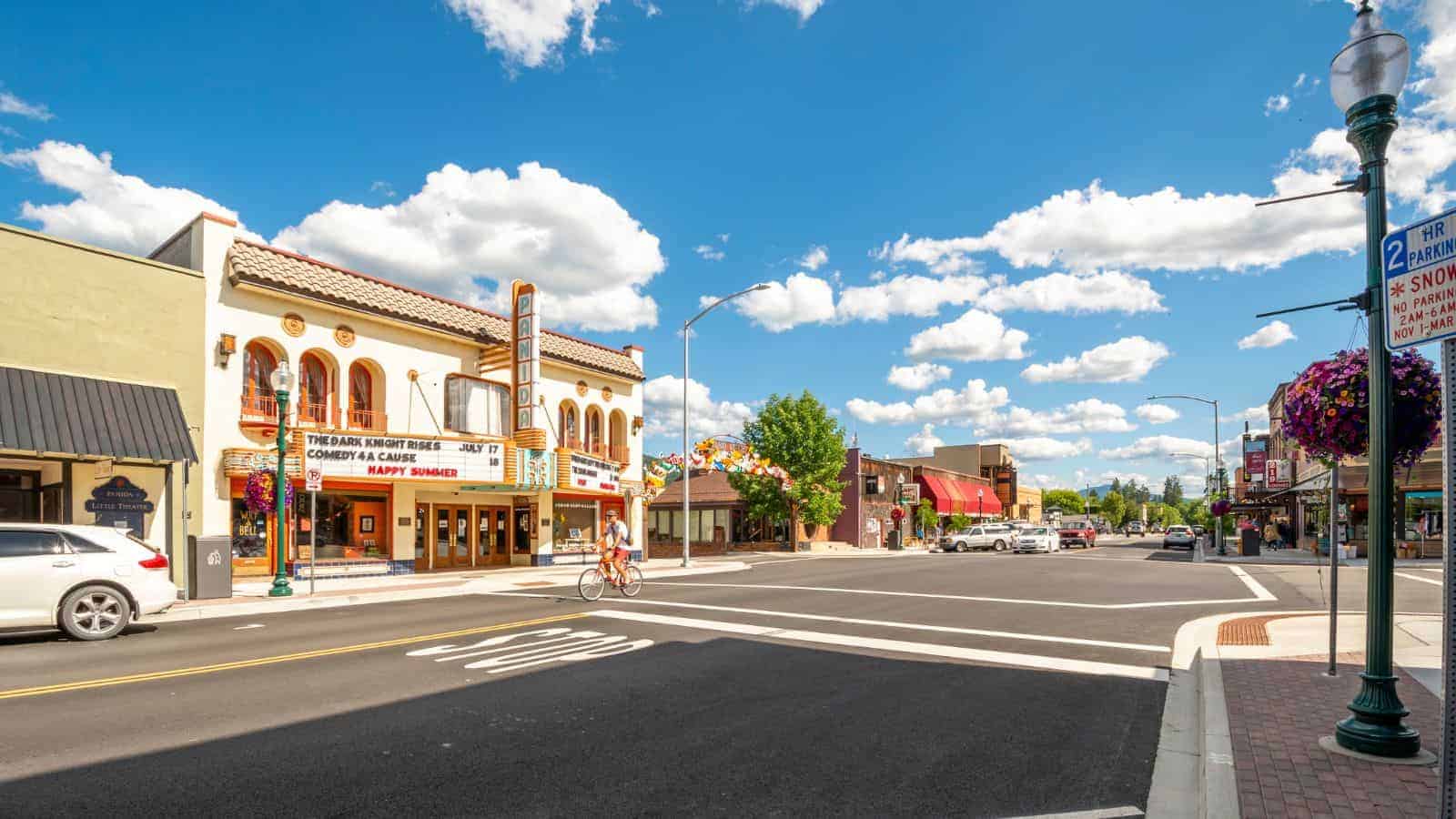 20 American Towns That Feel Like Escaping Reality 30 20 American Towns That Feel Like Escaping Reality