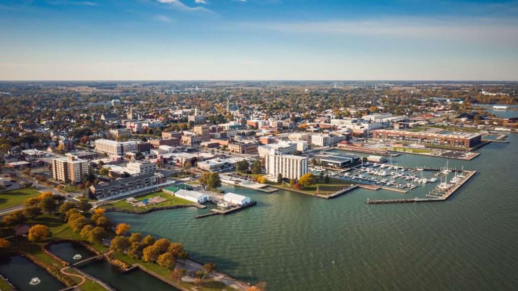 24 Waterfront Towns That Are Shockingly Affordable 6 Sandusky Ohio