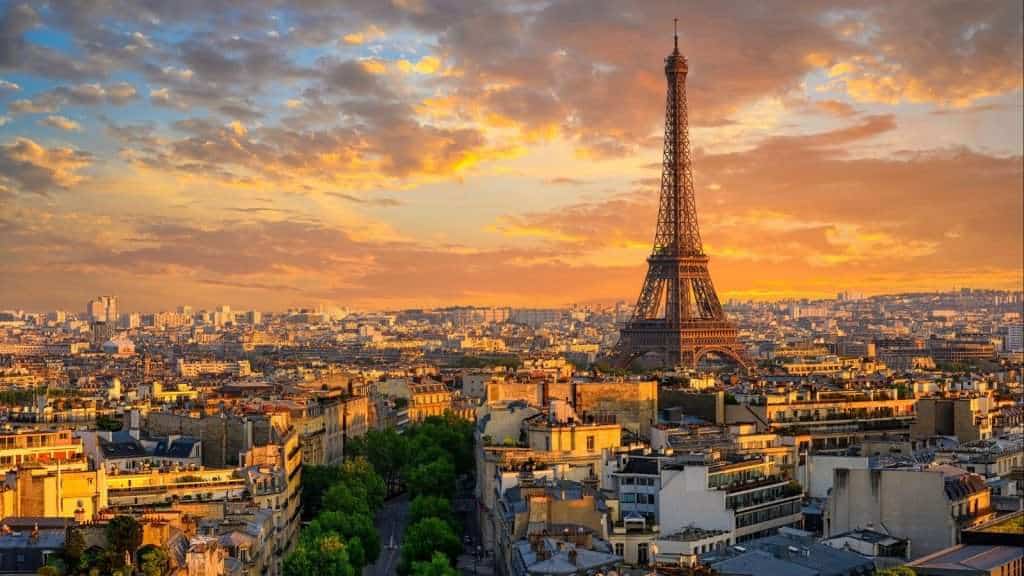 12 Perfect Destinations for Grandparents Traveling with Their Grandkids 7 european cities paris eiffel tower place