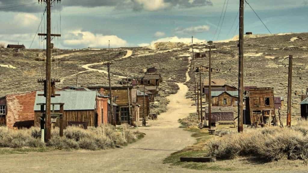 19 Hauntingly Beautiful Ghost Towns Across America 2 Bodie California
