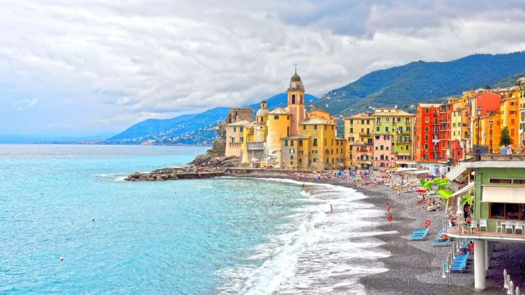 21 Hidden Coastal Getaways That Feel Like the World’s Best-Kept Secrets 2 Camogli Italy