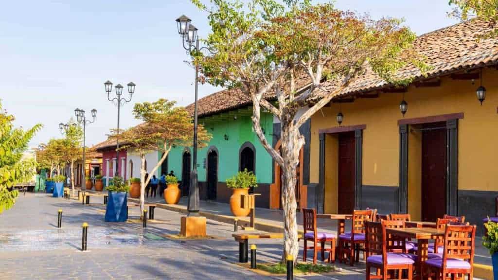 20 Pristine Colonial Towns in Latin America Steeped in History 7 Granada Nicaragua