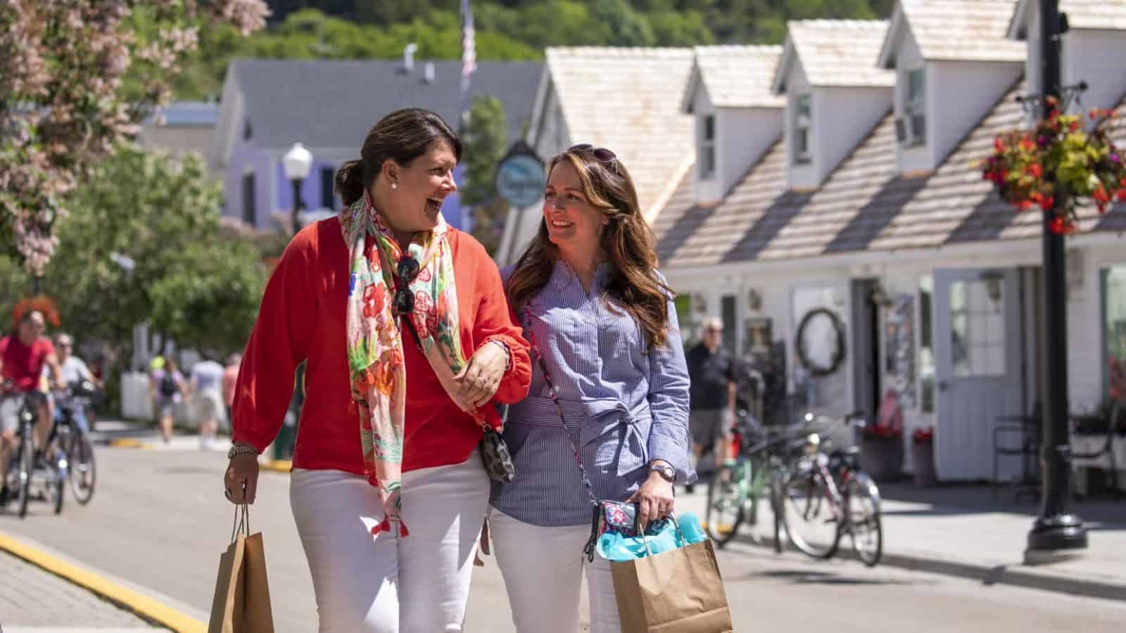 20 Most Stunning Walkable Towns You Must Visit 24 Mackinac Island, Michigan - Mackinac Island Tourism Bureau