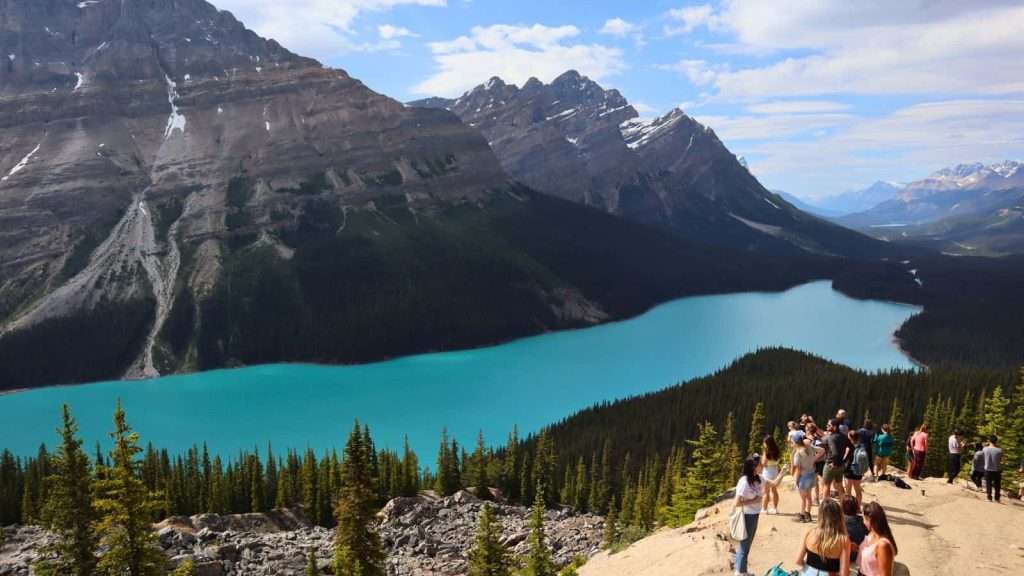 21 Places in the U.S. That Look Straight Out of a Fairy Tale 10 Peyto Lake glacier-fed lake in Banff National Park Canadian Rockies