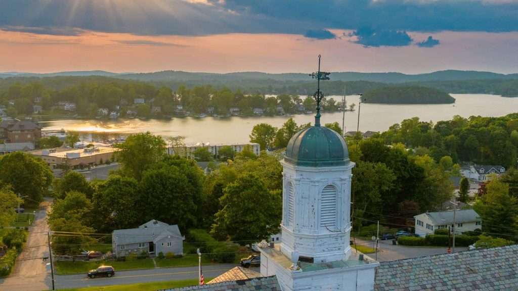 21 Idyllic Countryside Towns You Need to Experience 17 Carmel New York USA