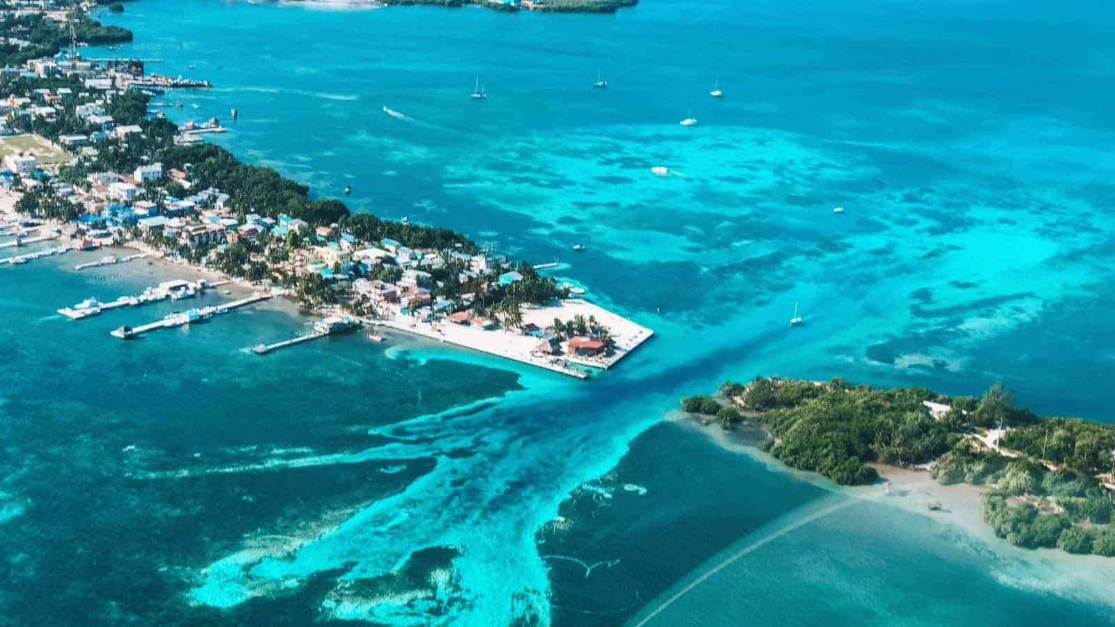 21 Cost-Savvy Getaways With Jaw-Dropping Views 3 Caye Caulker Belize