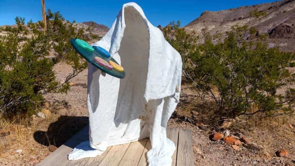 18 Remote Islands That Are Surprisingly Easy to Reach 16 Goldwell Open Air Museum Nevada
