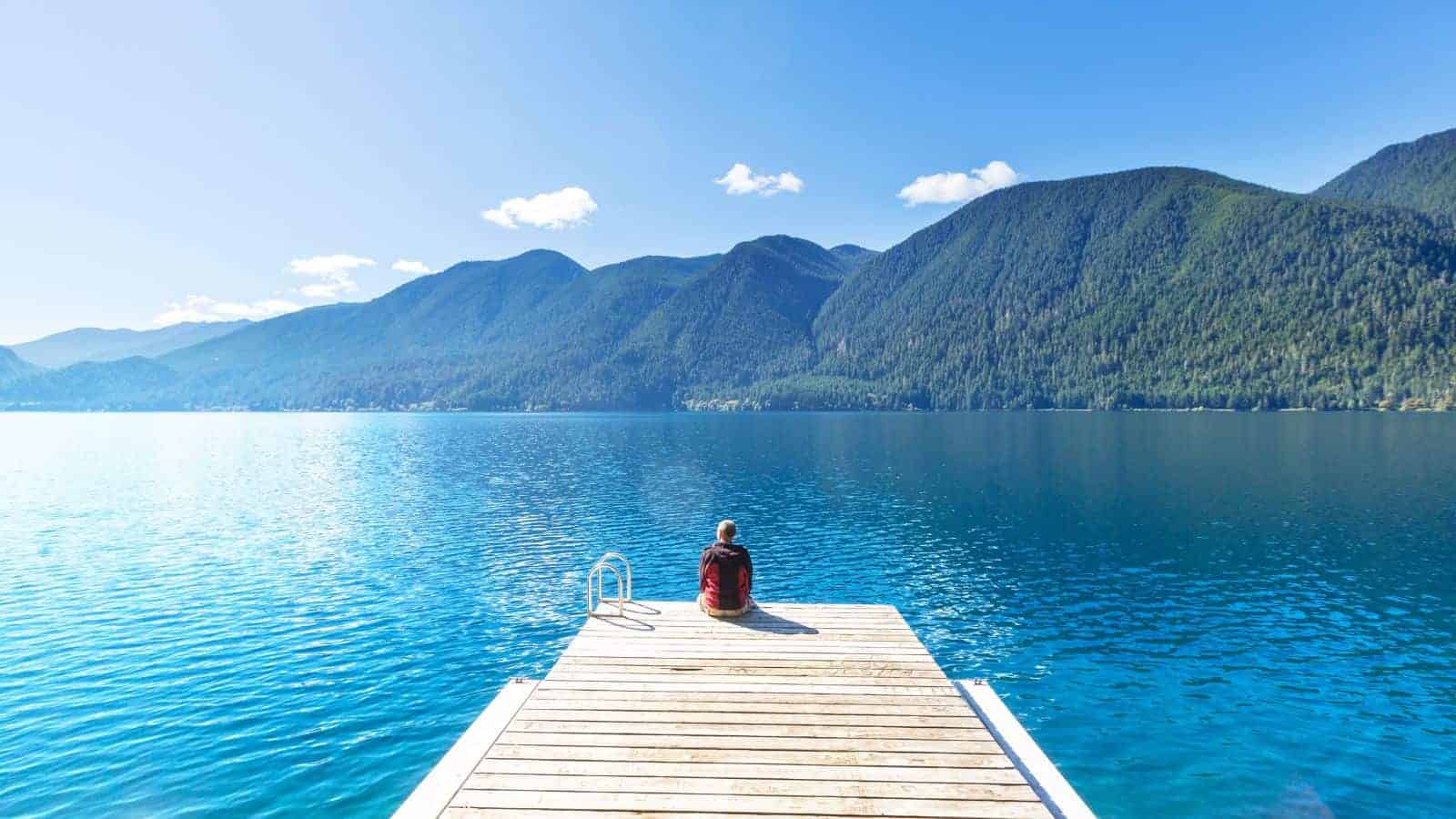 21 Breathtaking Lakes in the U.S. That Aren’t Lake Tahoe 18 21 Breathtaking Lakes in the U.S. That Aren’t Lake Tahoe