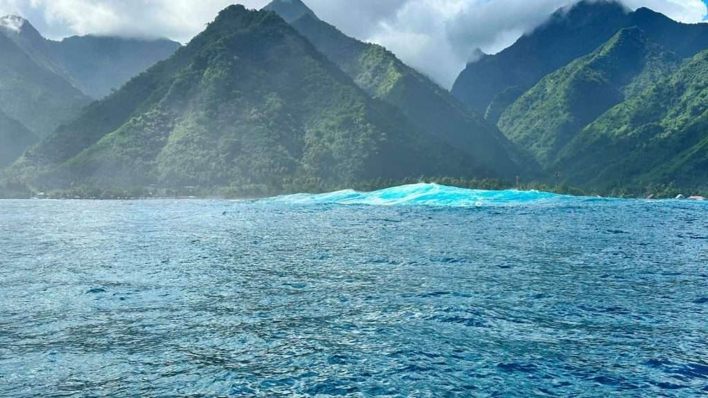 21 Remote Beaches That Will Make You Forget the Rest of the World Exists 11 Motu Teta Tahiti beach