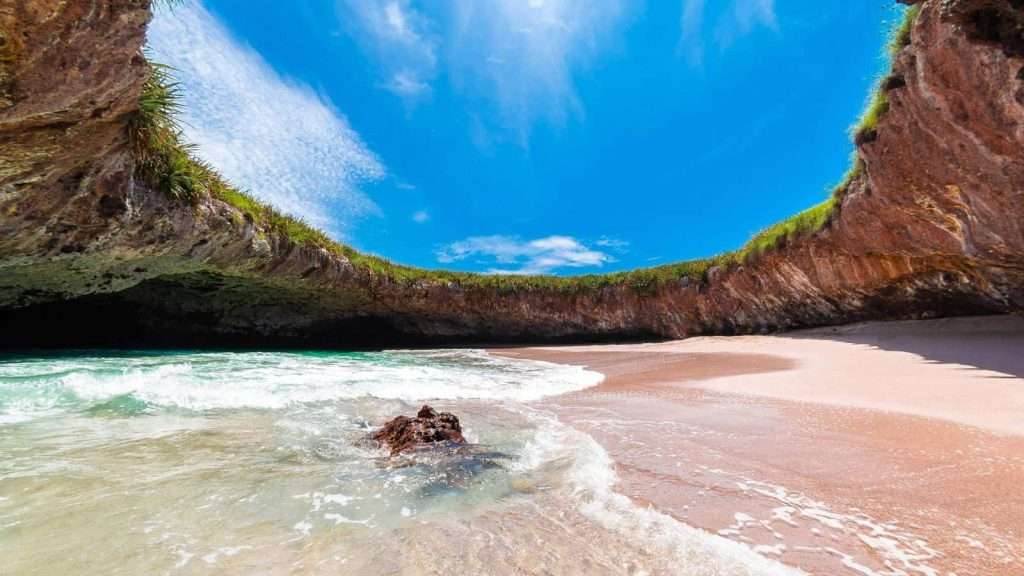 21 Remote Beaches That Will Make You Forget the Rest of the World Exists 8 Playa del Amor Marieta Islands Mexico beach