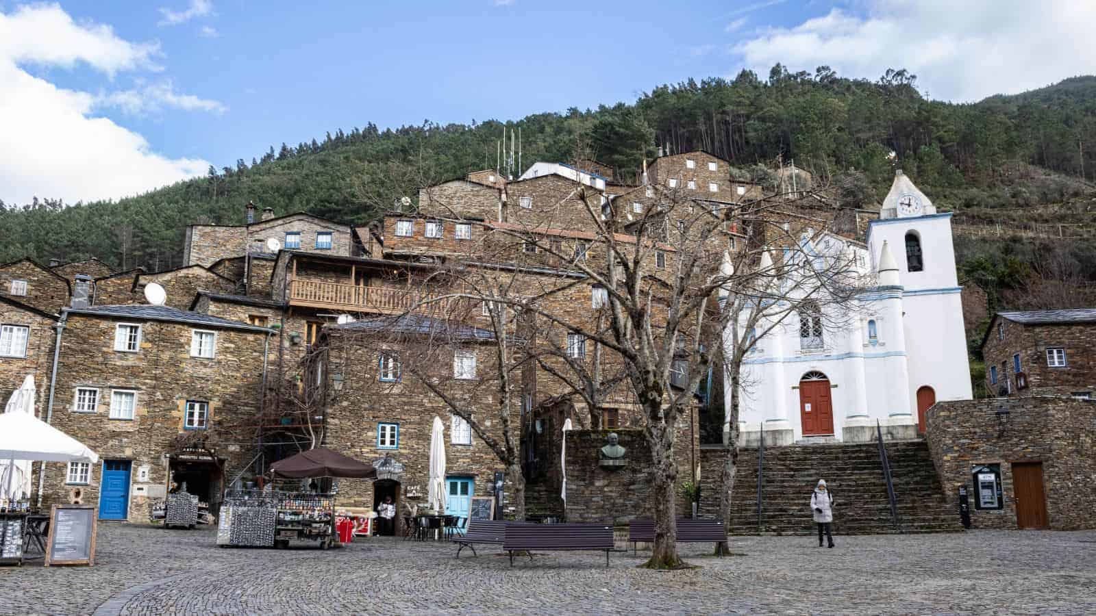 15 European Villages with Centuries of Fascinating History 14 piodao portugal