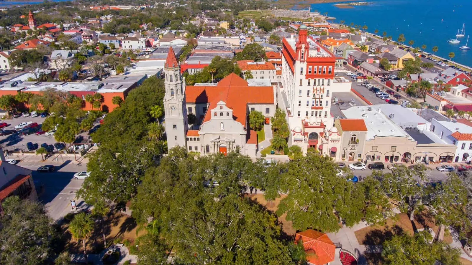22 Picturesque U.S. Towns That Feel Like You’re in a European Village 8 st. augustine florida Sr. Augustine Florida