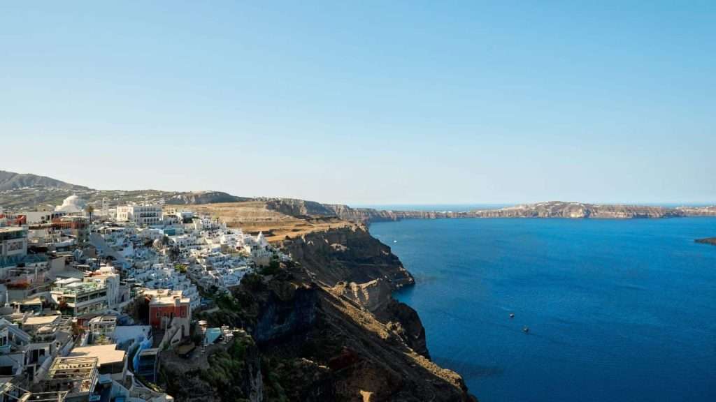 19 Stunning Cliffside Towns You Have to See to Believe 19 thira greece fira