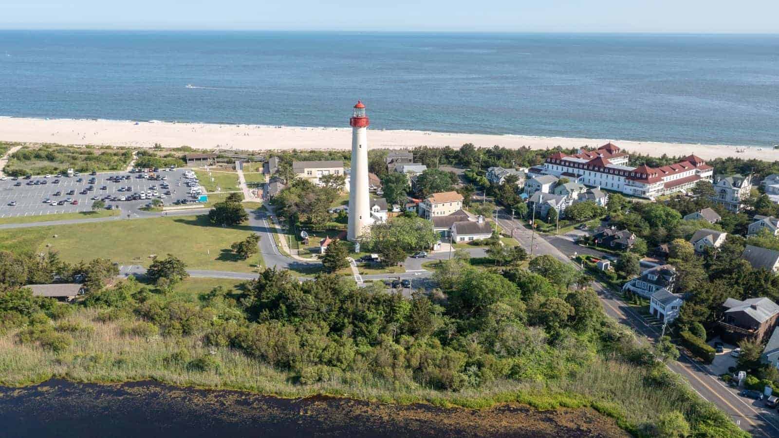 22 Picturesque U.S. Towns That Feel Like You’re in a European Village 21 Cape May New Jersey