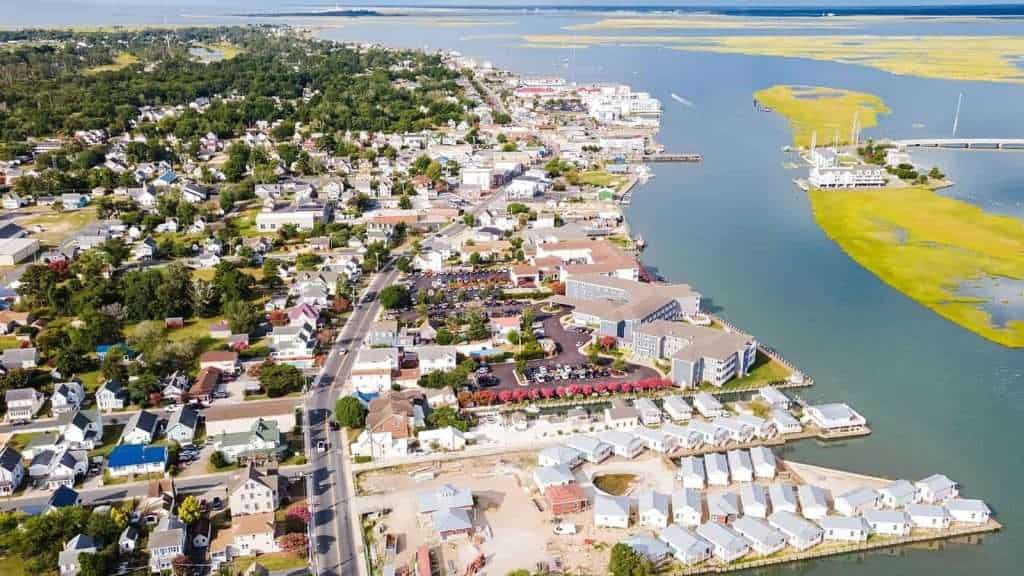 24 Small U.S. Islands With Fascinating Histories 4 Chincoteague Island Virginia