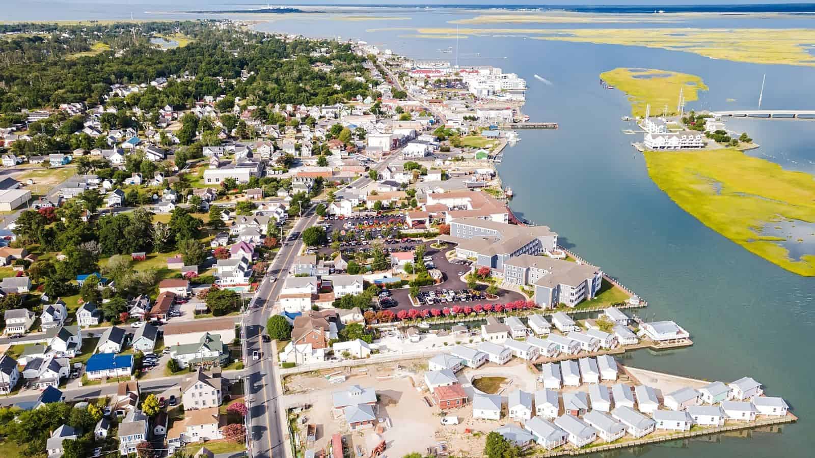 18 Dreamy Island Escapes in the U.S. You’ll Want to Visit 16 Chincoteague Island Virginia